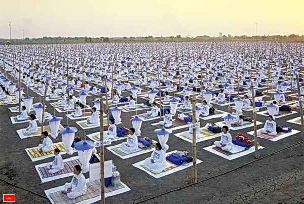 ธุดงค์กลั่นแผ่นดิน และพิธีกลั่นแผ่นดิน พ.ศ. ๒๕๓๗