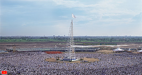 พิธีตอกเสาเข้มต้นแรก พ.ศ. ๒๕๓๘